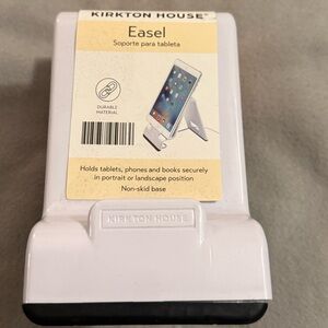 White Tablet Easel